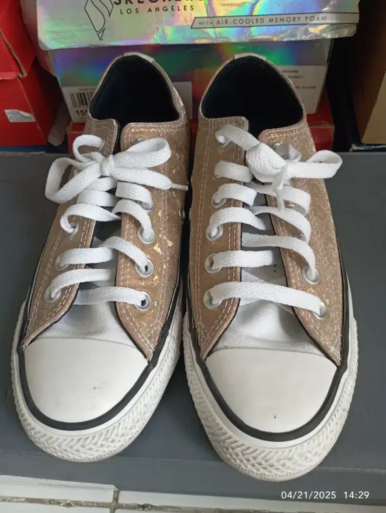 Sepatu Converse Gold Glitter uk 37 like new