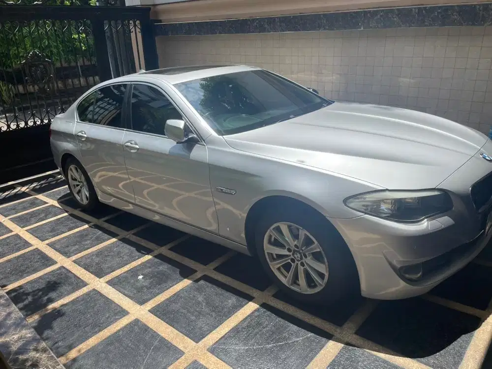 Dijual Bmw 520i F10 2014