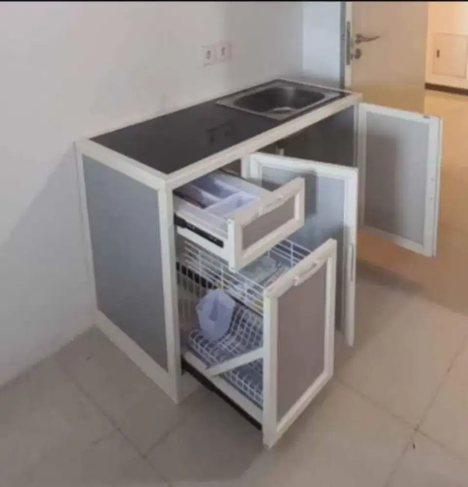 Kitchen set minimalis.