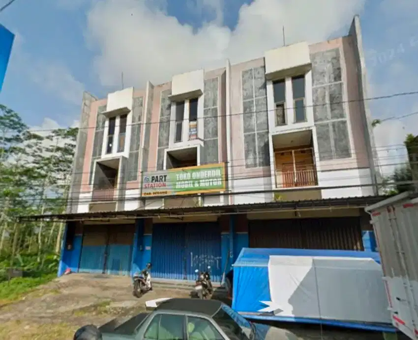 DIJUAL CEPAT Ruko 3 lantai di Jalan Raya Magelang Semarang, Secang