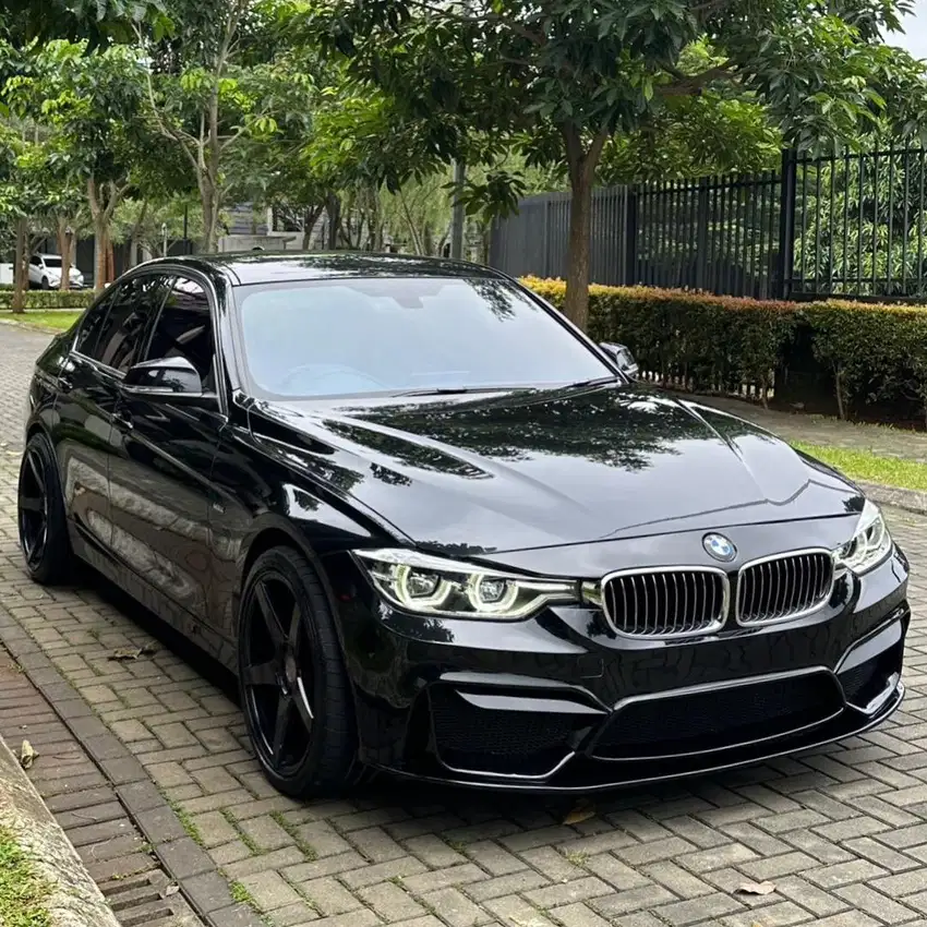 (CASH) BMW F30 320i LCI Facelift 2018