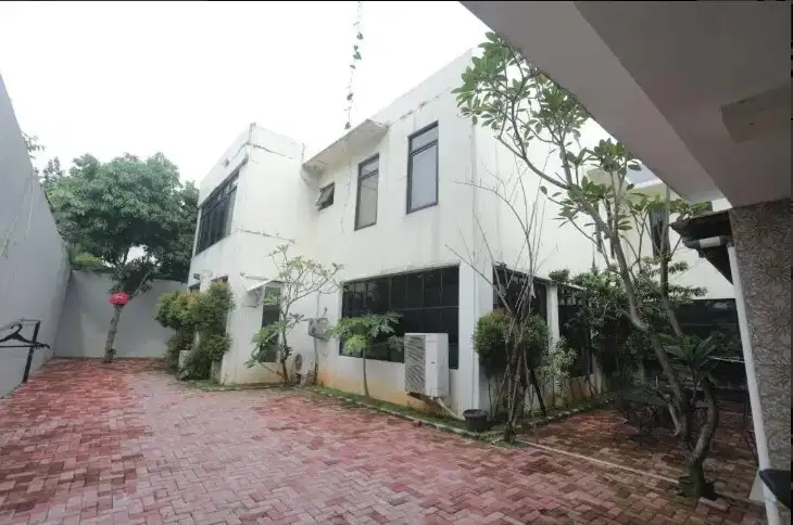Rumah Kantor 2Lantai Mewah Asri Luas di Jl Kedongdong Jagakarsa Jaksel
