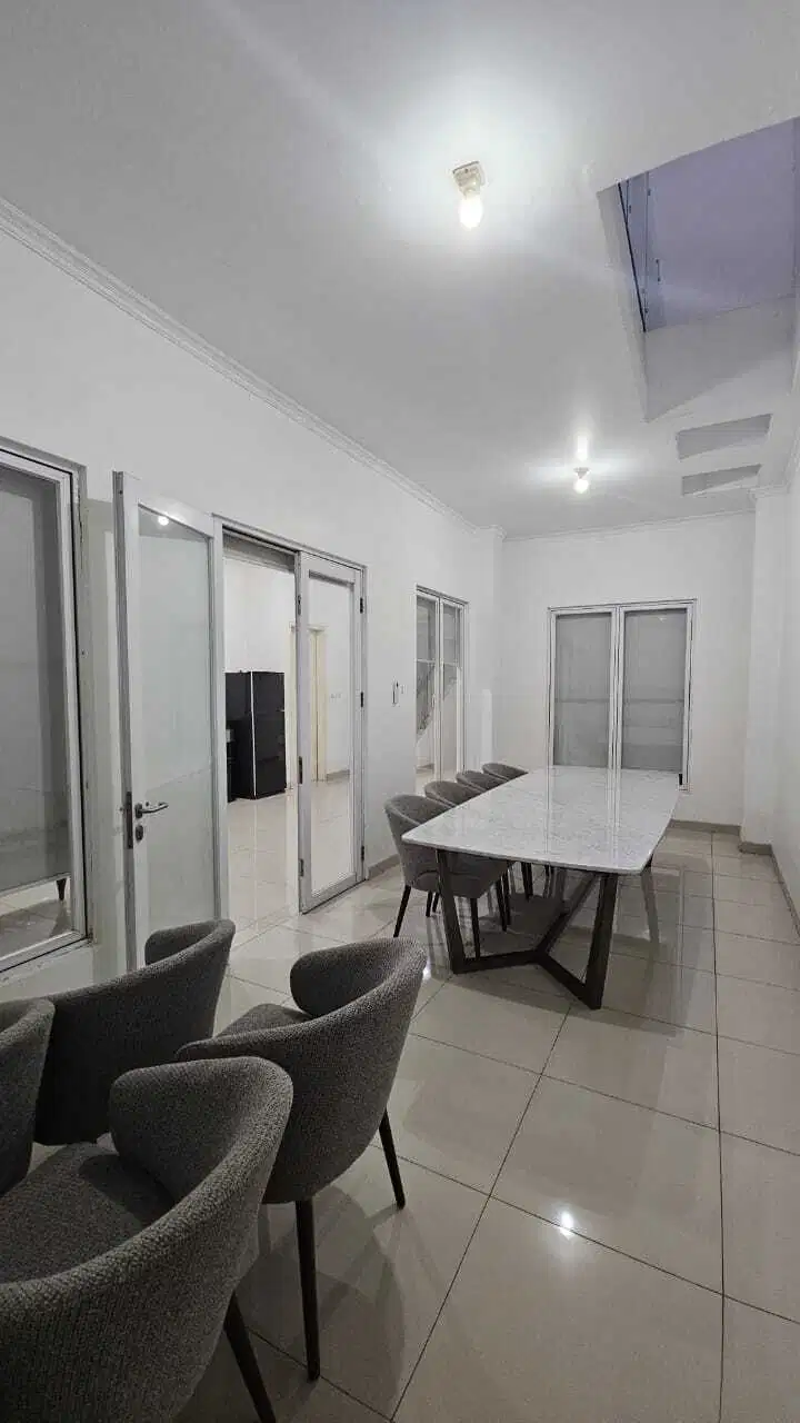 CLUSTER SAN LORENZO - GADING SERPONG