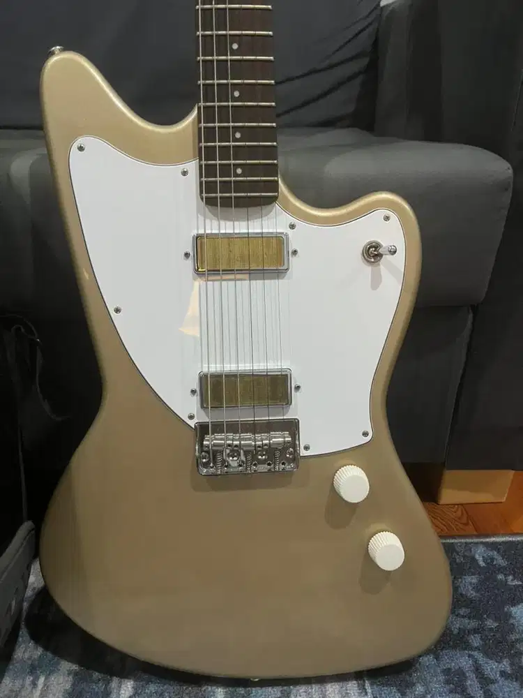 Jual Gitar Elektrik Harmony Standard Silhouette + Mono Vertigo Bag