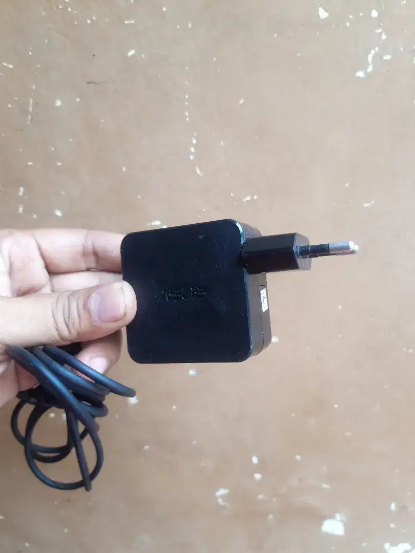 Charger/ Adaptor Laptop Asus
