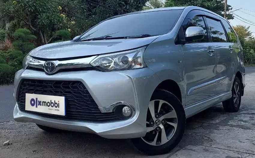 TDP 8,JT Toyota Avanza 1.5 Veloz Bensin-AT Silver 2016