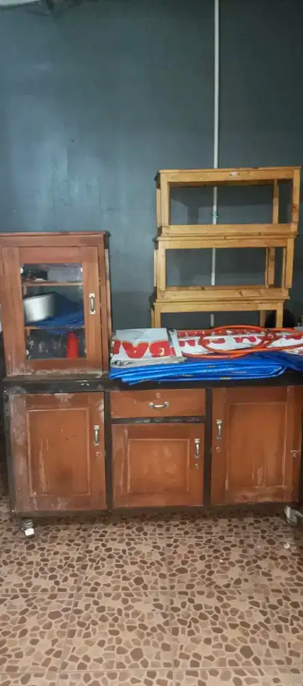 Peralatan usaha Gerobak