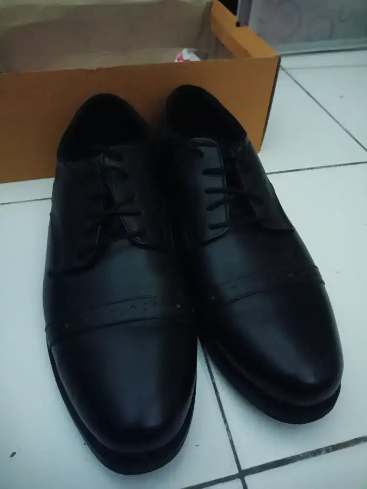 FLAVIO BOSTON size 46 Original, Hitam