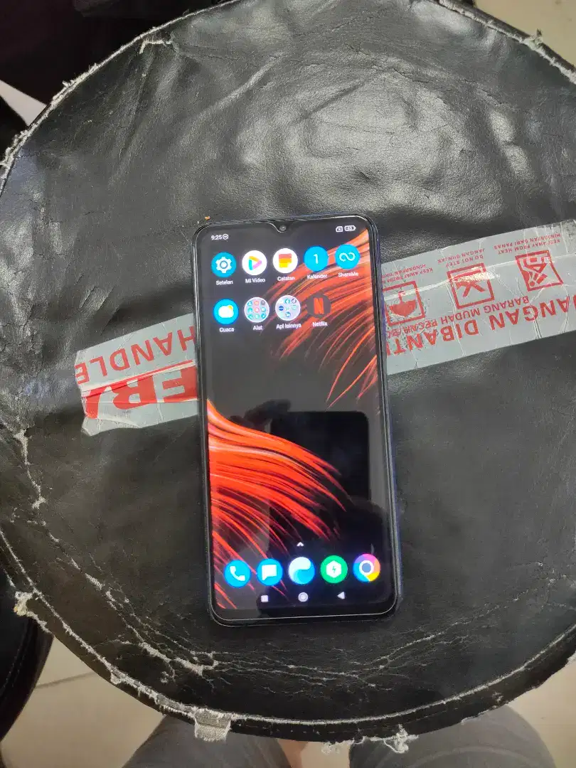 Poco M3 RAM 6/128 kondisi normal semua kelengkapan hp casan