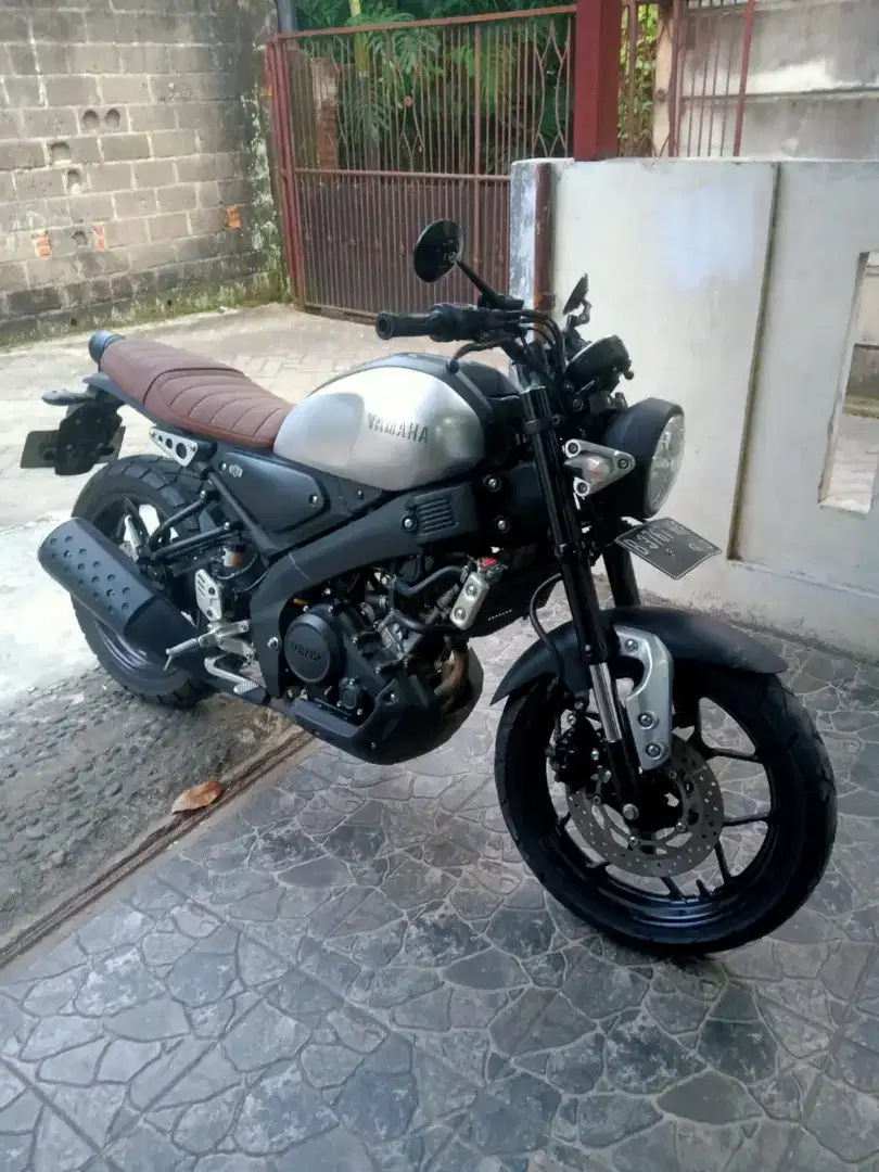 DIJUAL YAMAHA XSR 155