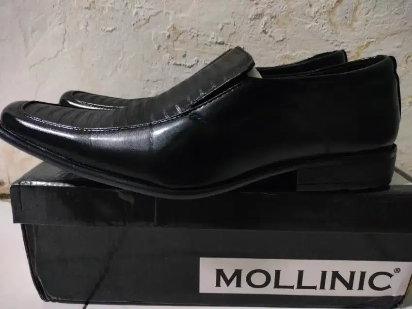 Sepatu pantofel pria size 43