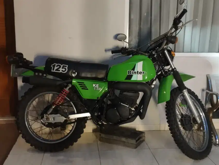 Kawasaki Binter ke 125 (2tax)
