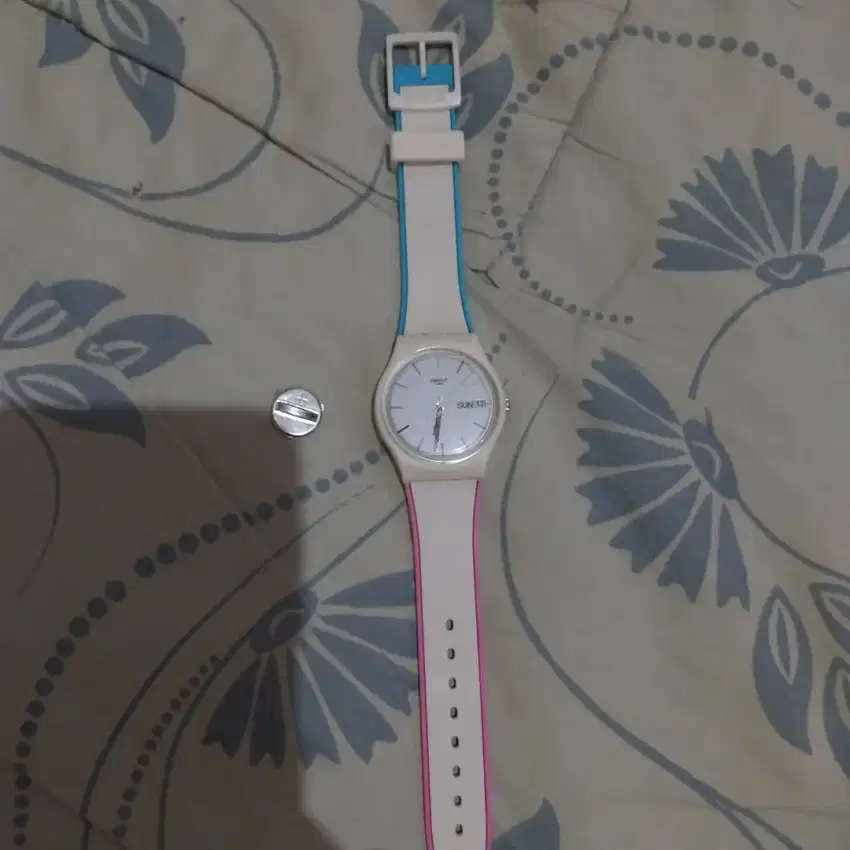 Jam tangan swatch