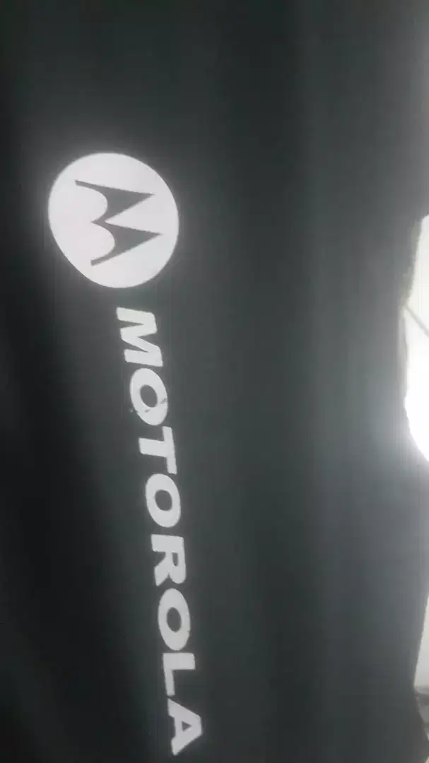 Uniqlo t shirt motorola