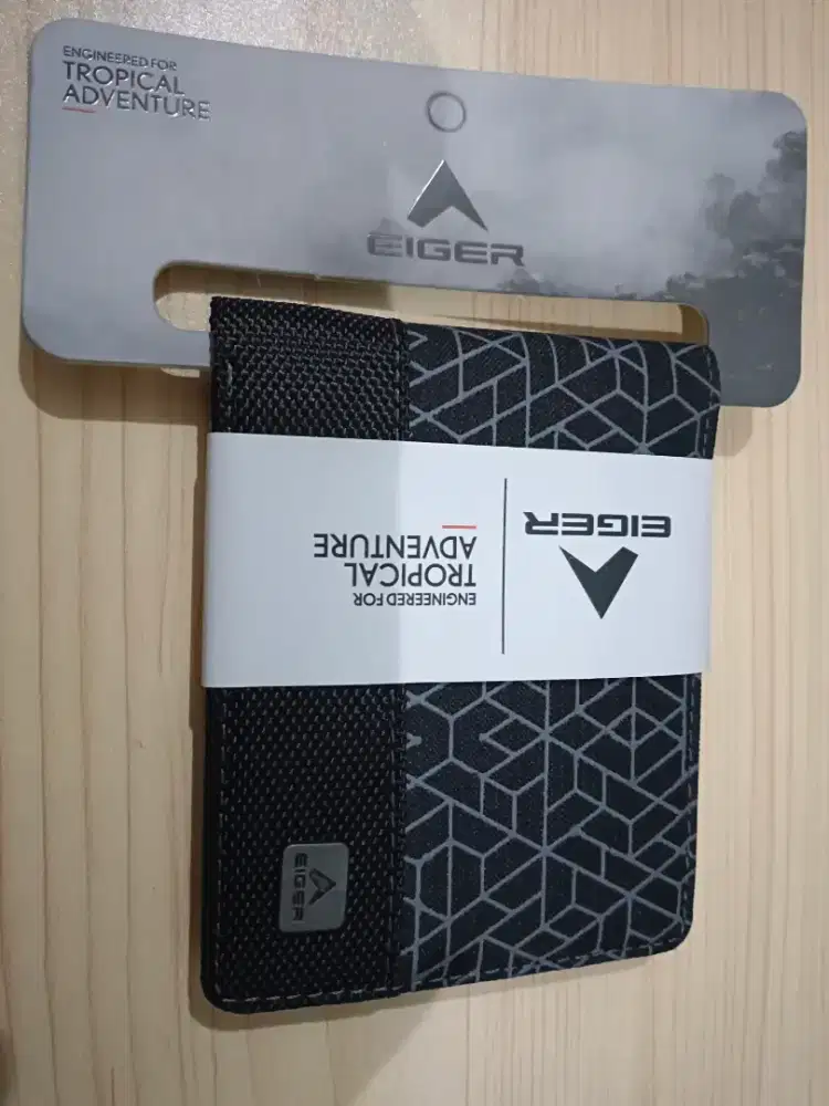 100rb BARU-Dijual Cepat Dompet Eiger 100% Original Bahan Canvas