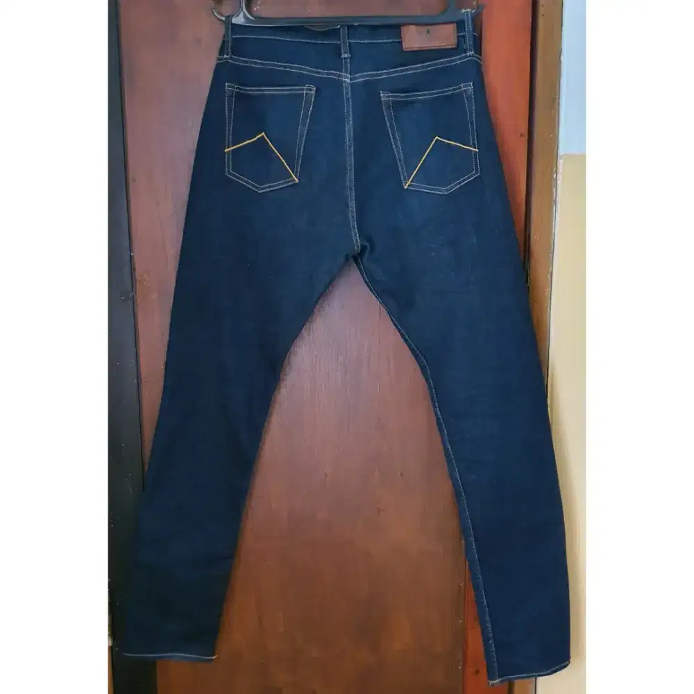 Aye denim custos super slim blue indigo jeans lingkar pinggang 88 cm