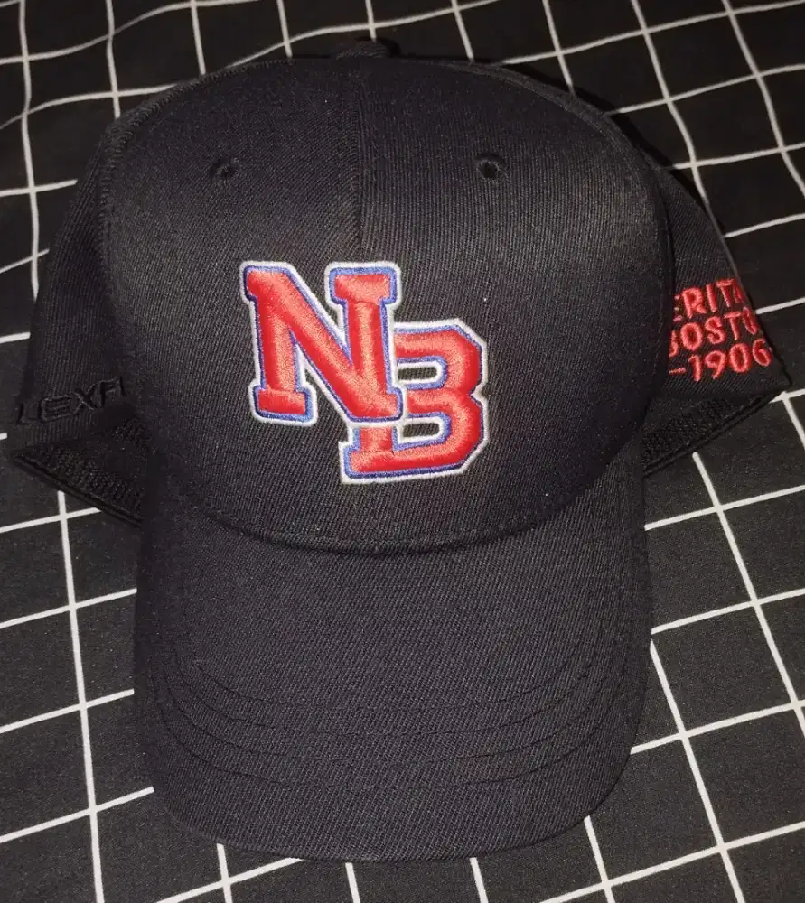 Topi new balance