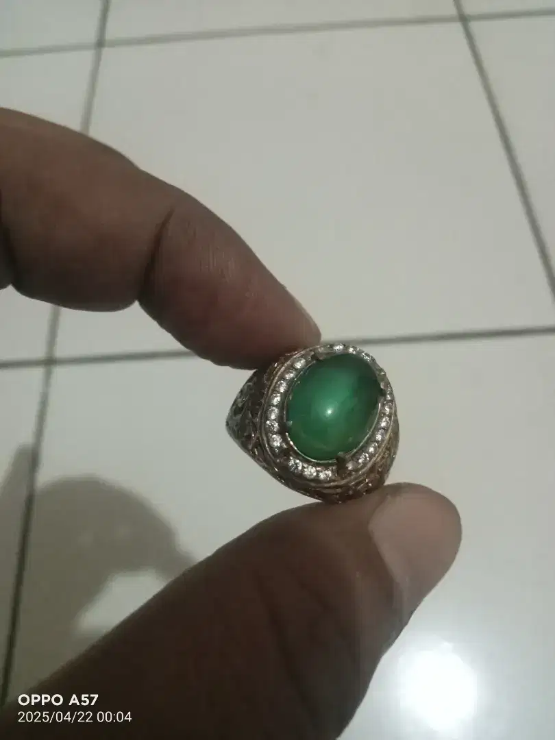 Batu Bacan doko ijo botol