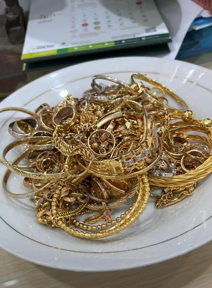 terima emas dan berlian tanpa surat