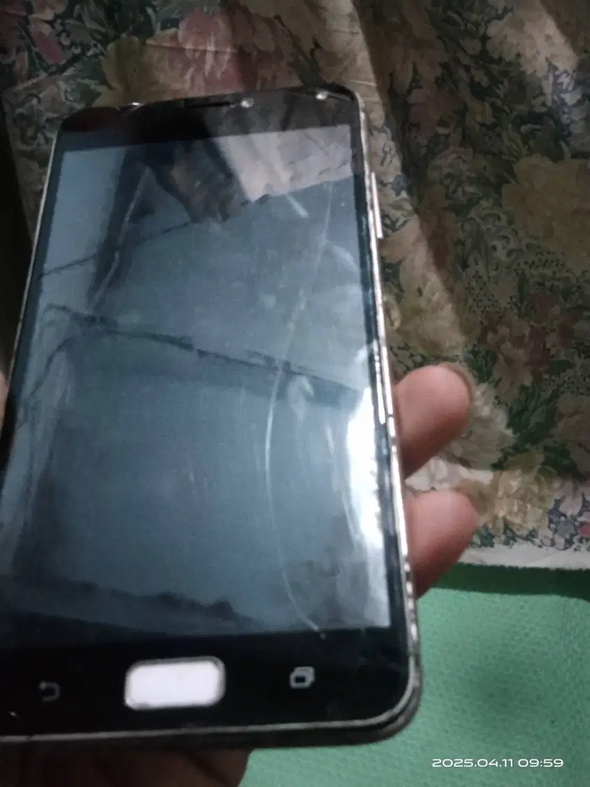 Asus Zenfone 4 max pro