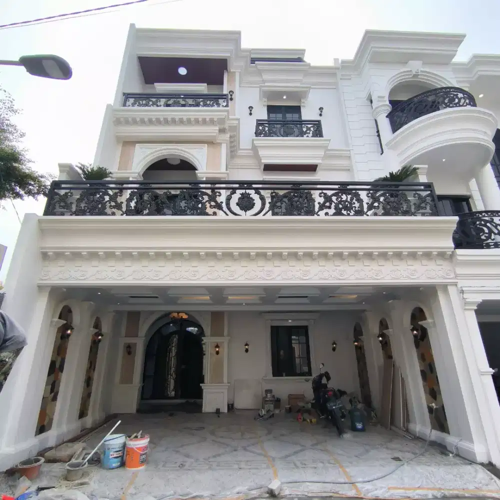 Rumah American Classic Akses Ke Tol TB Simatupang di Jagakarsa Jakarta