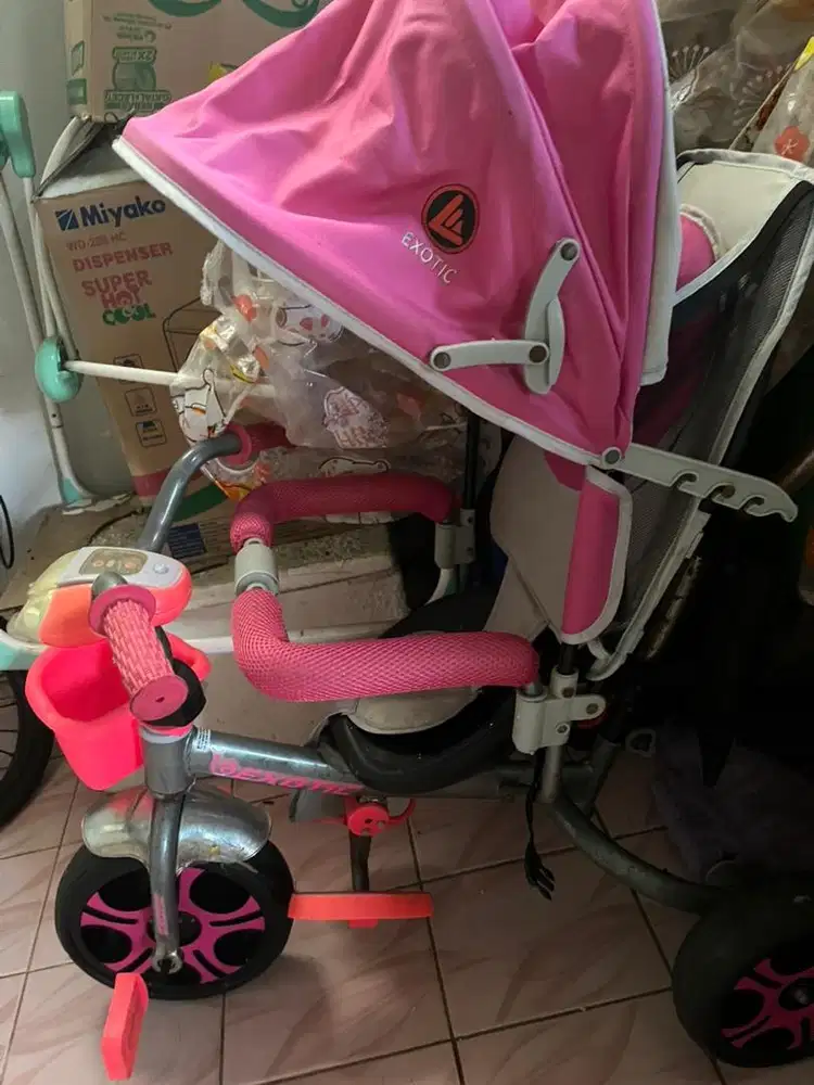 exotic sepeda anak roda 3 pink