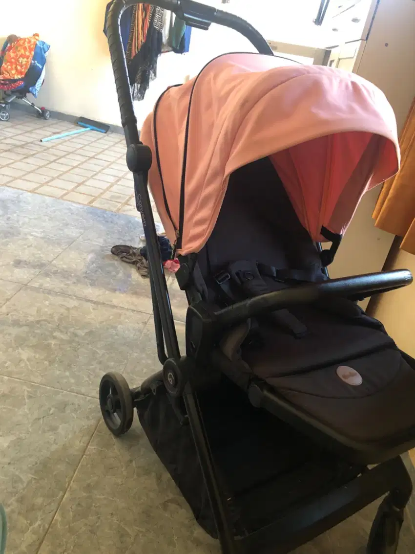Dijual stroller convertz