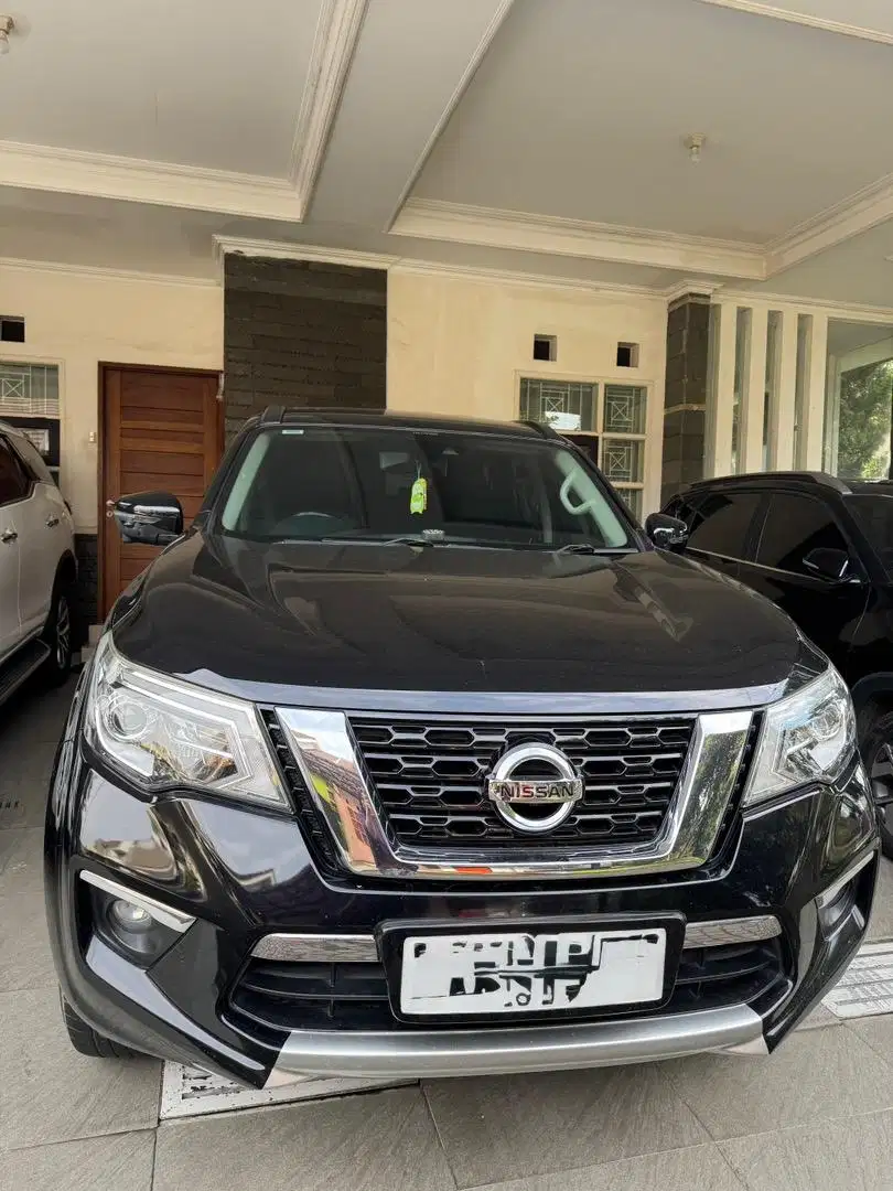 Dijual Mobil Nissan Terra