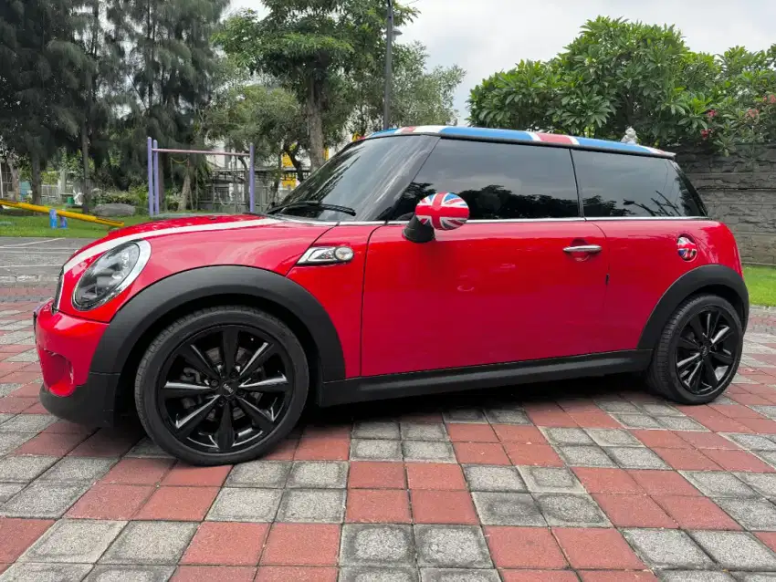 Mini cooper S turbo 2013 perfect condition low odo 20rb425