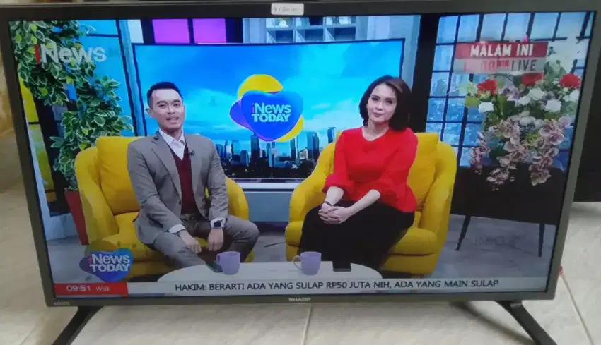 Tv led SHARP 32 inci + STB alat DIGITALX, kondisi mulus & normal