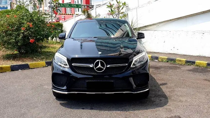 Mercedes Benz GLE400 Coupe AMG (W166) AT Hitam 2016