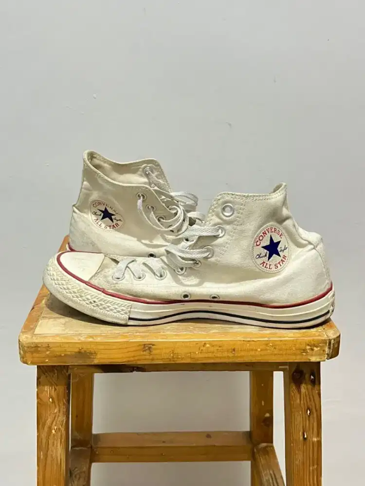 Converse putih original
