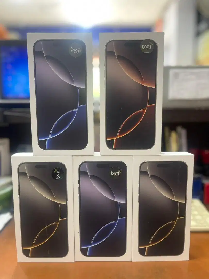 Baru...IPhone 16 Pro Max 256Gb Grs Resmi (Warna : Black,White)