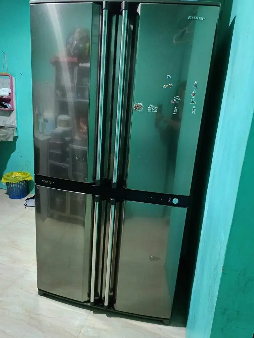 Kulkas Sharp 4 pintu
