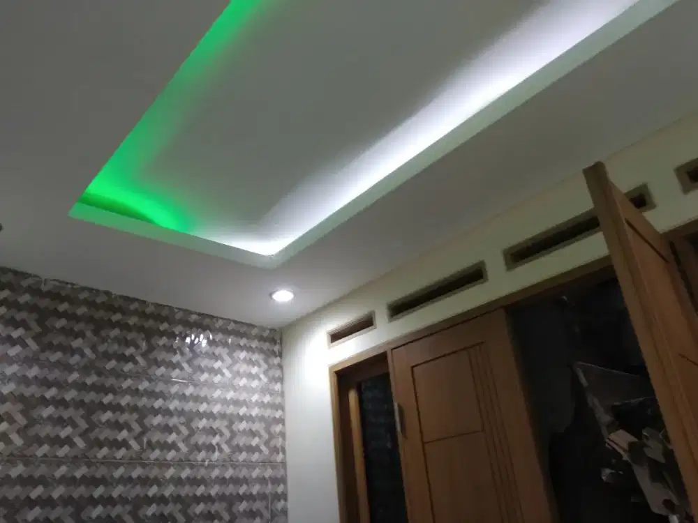 Jual Rumah 350 jt  duren sawit jakarta timur