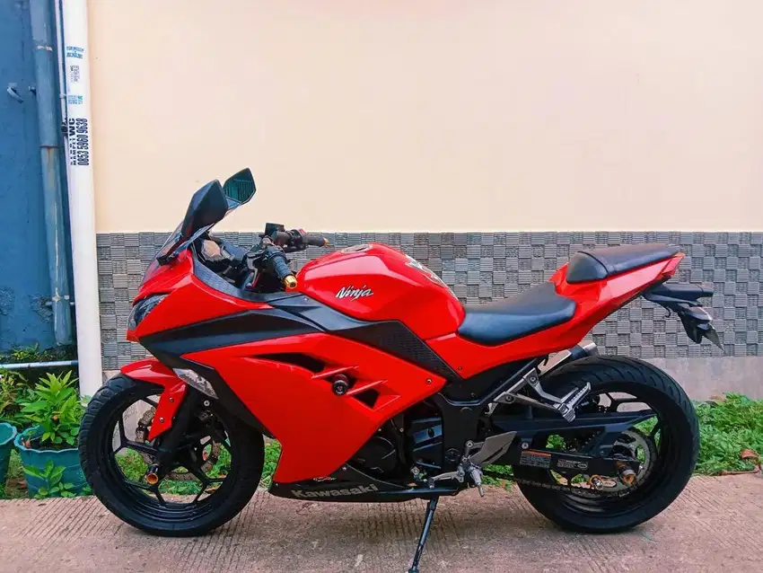 58@: DP:2,500 RBU B DKI NINJA 250 FI NON ABS MERAH