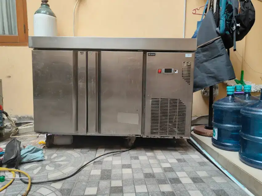 Under Counter Frezeer