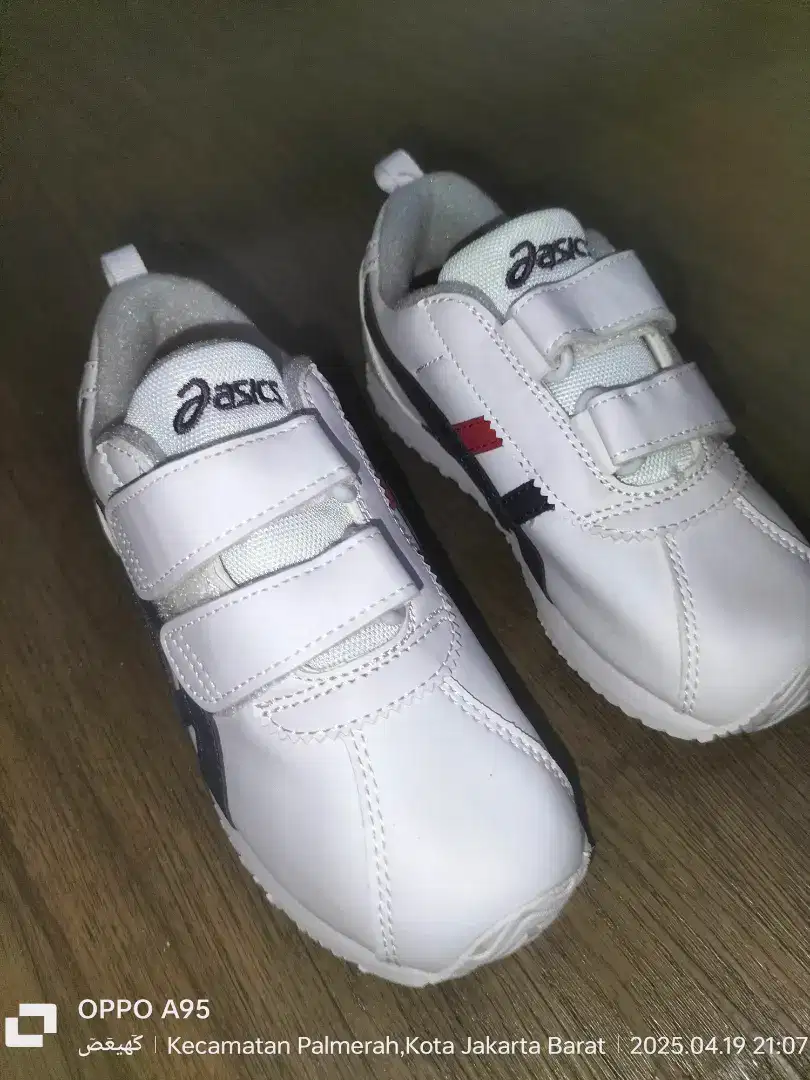 Sepatu Anak Brand Asic