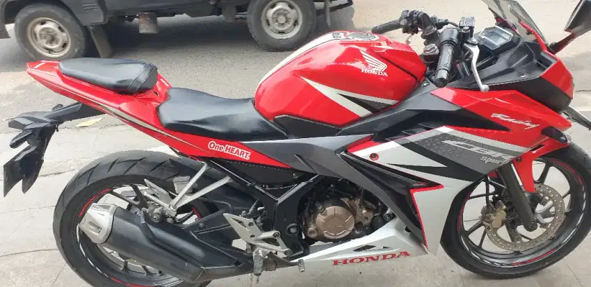 CBR 150 th 2018 mulus pool pjk baru