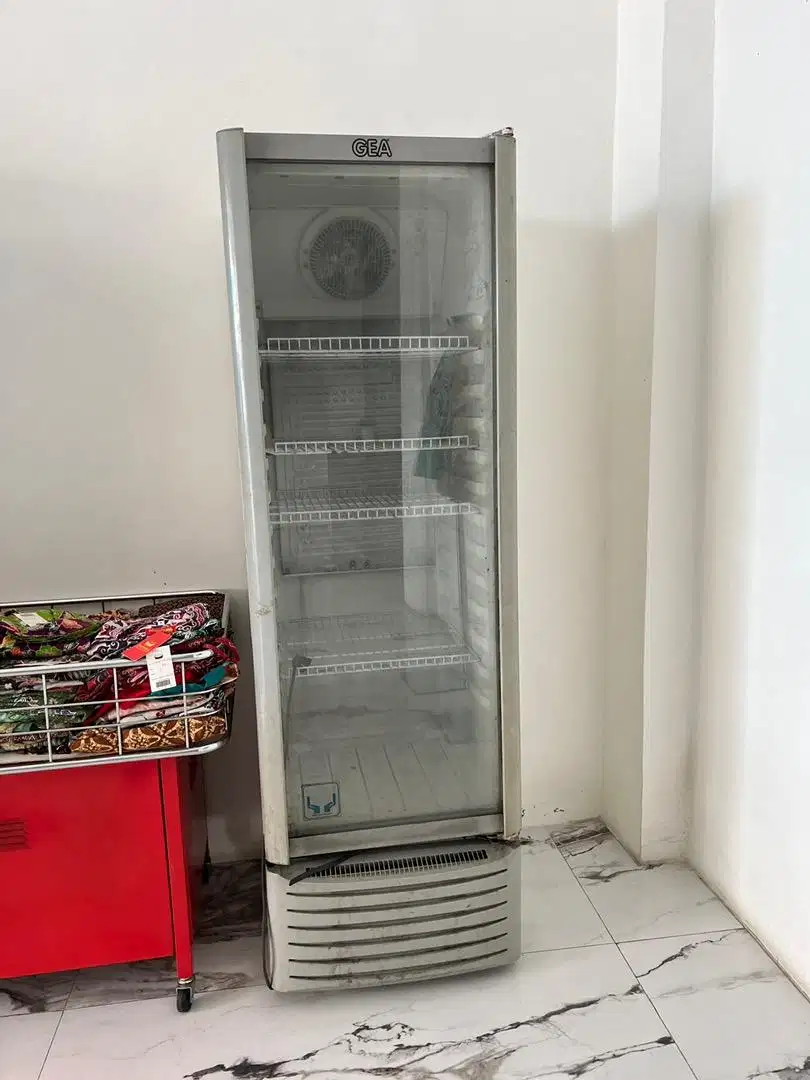 Showcase GEA 282L