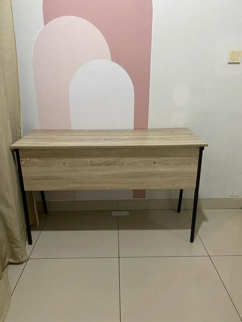 Paket meja belajar, kasur uk 140 dan lemari plastij