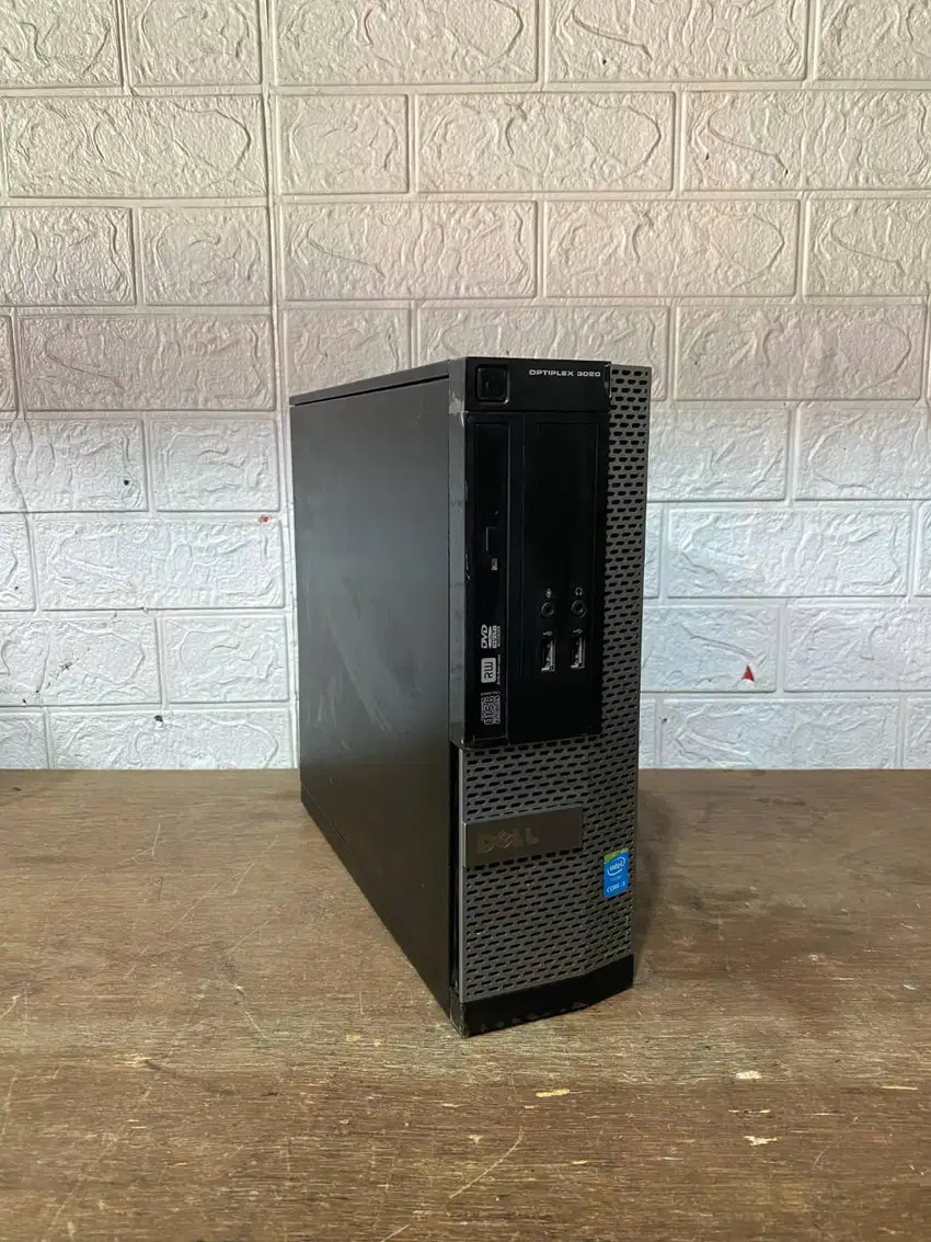 PC BUILTUP i3 GE-4 RAM8gb DESAINGRAFIS ADMIN