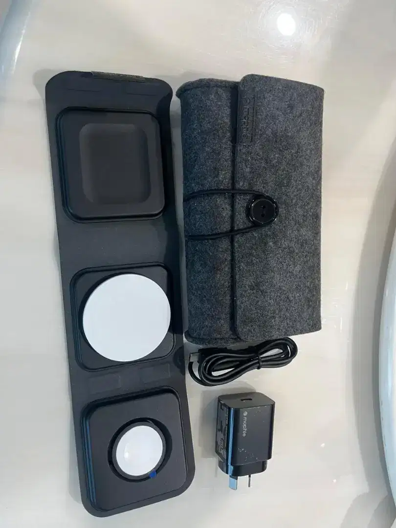 Casing Mophie 3in1 bekas