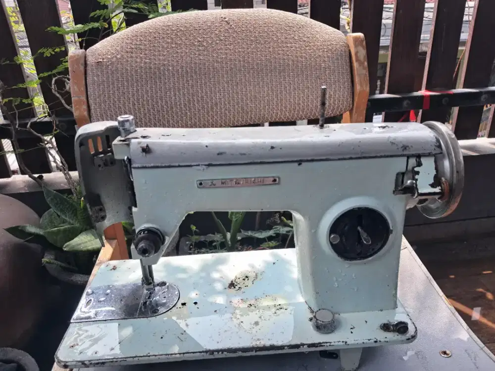 Mesin jahit mitshubishi japan