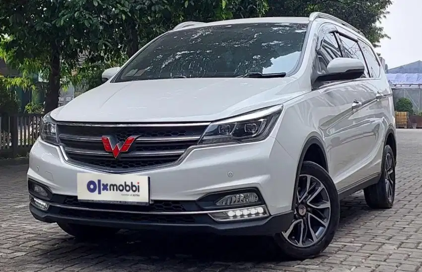 TDP 7,JT Wuling Cortez 1.8 L Lux AMT Bensin-AT Putih 2018