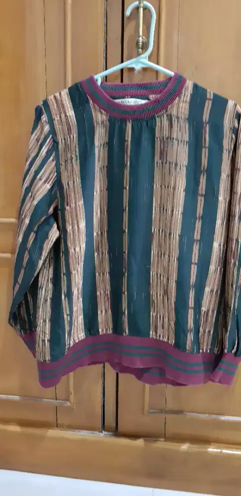 Blouse heaven lights halus