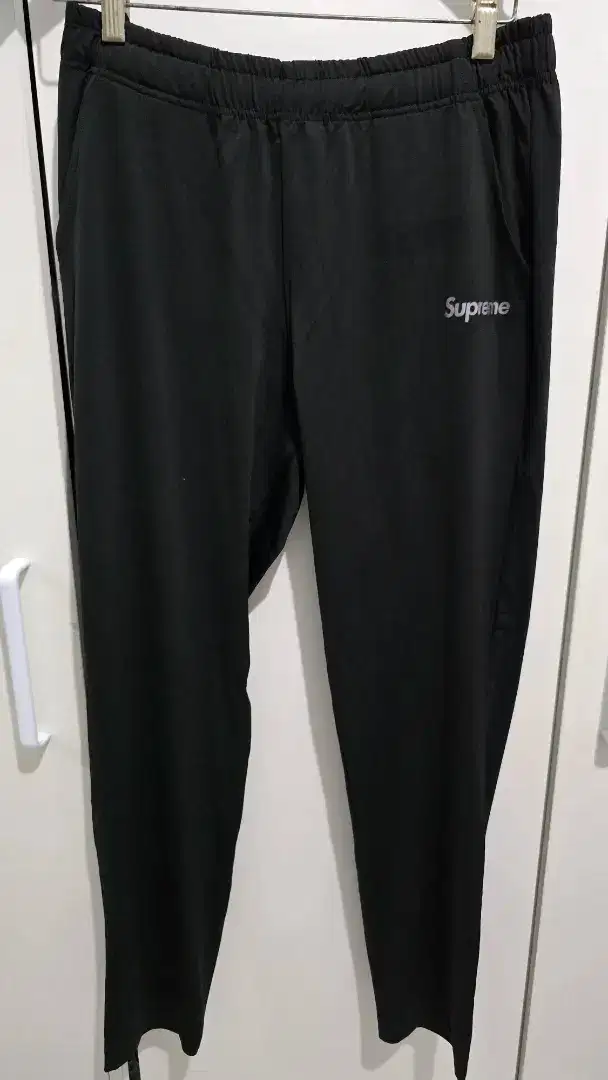 Celana Jogger Suprem