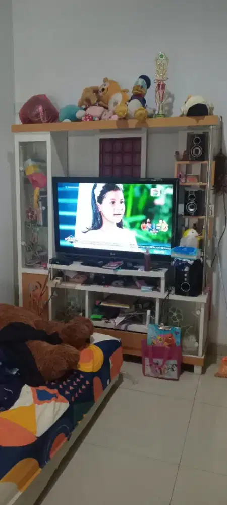 Dijual Lemari TV minimalis