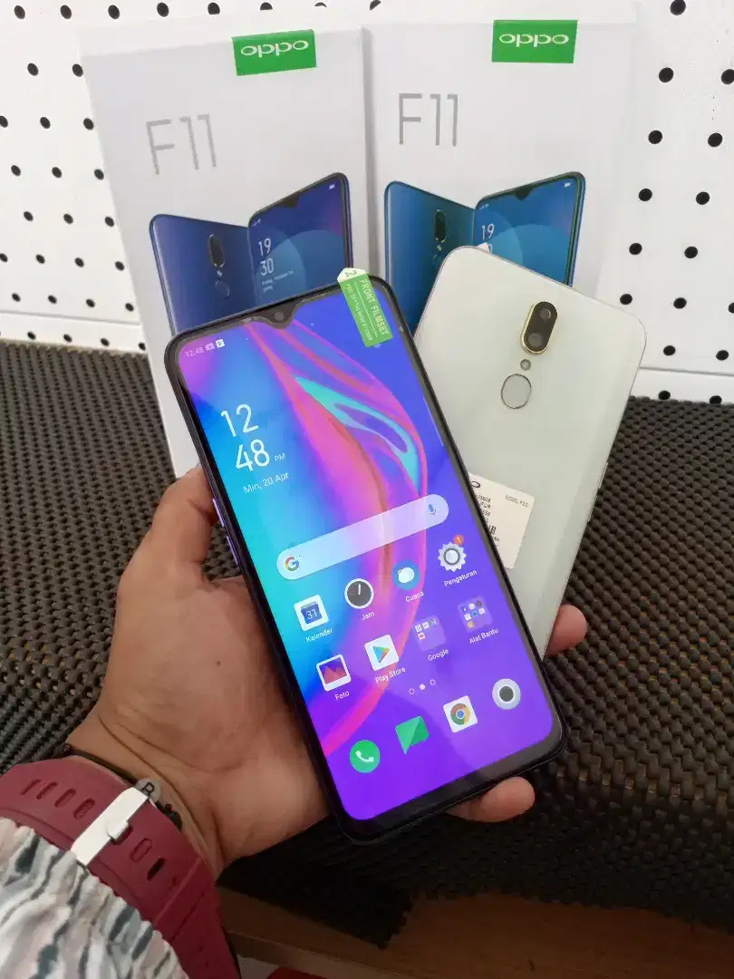 Oppo f11 ram 8 internal 256