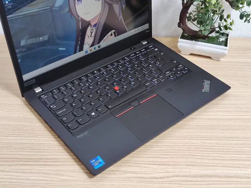 Lenovo Thinkpad P14s Dual VGA Core I7 Gen 11 RAM 16 Vram 4GB